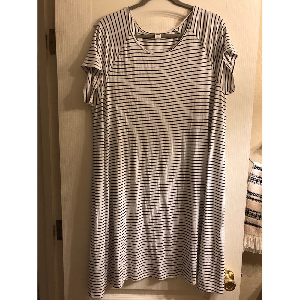 Black & White Stripe Old Navy Swing Dress